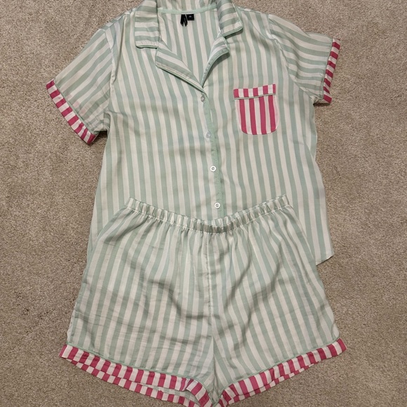 Kensie Other - Kensie Green and Pink Striped Women’s Pajama Set